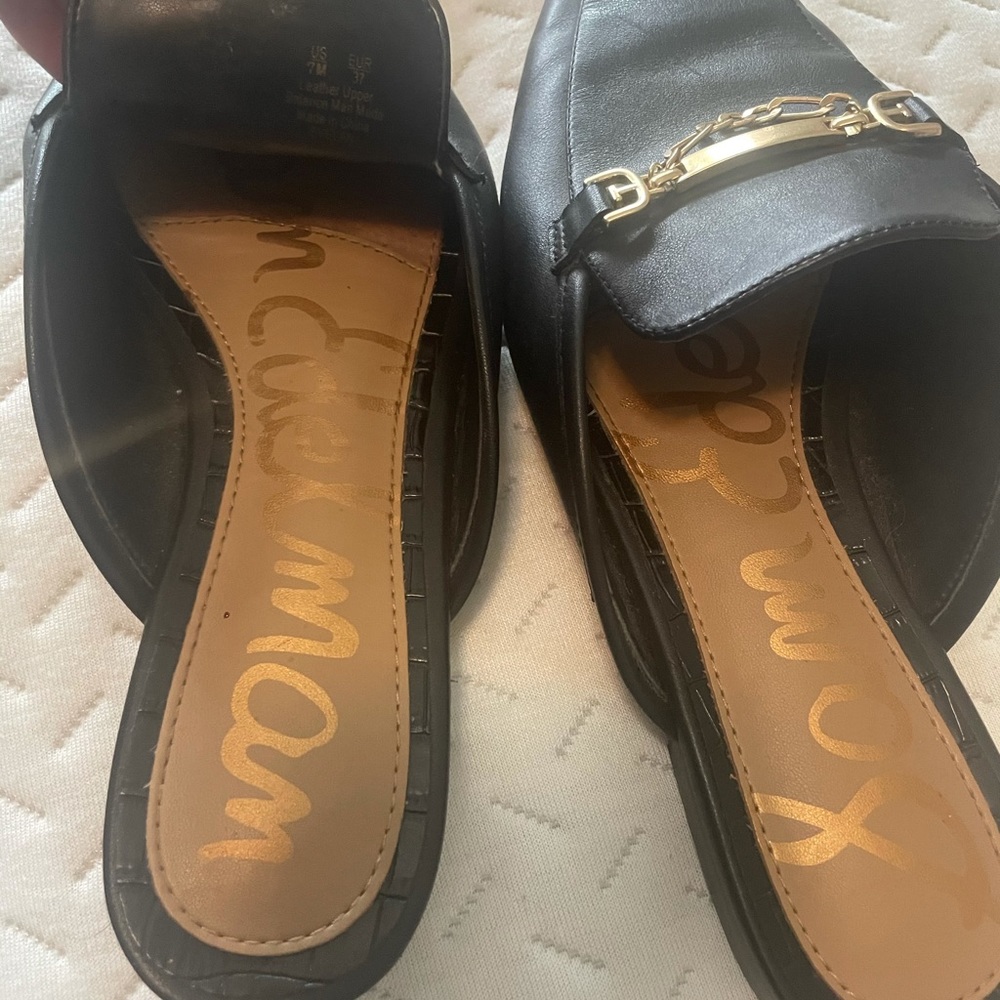 Same Edelman slides...practically new! Worn 2-3 times